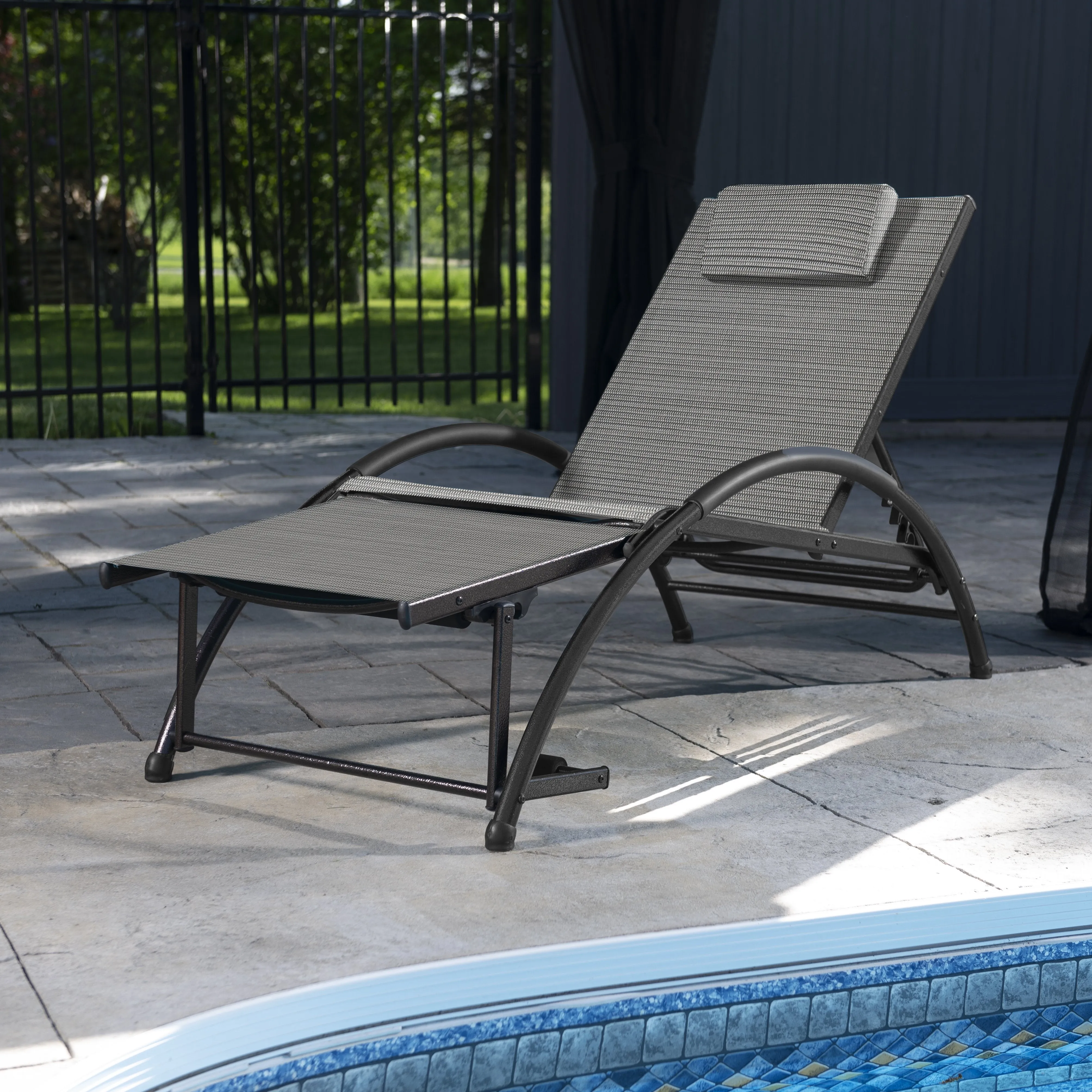 Dockside Sun Lounger - Aluminum